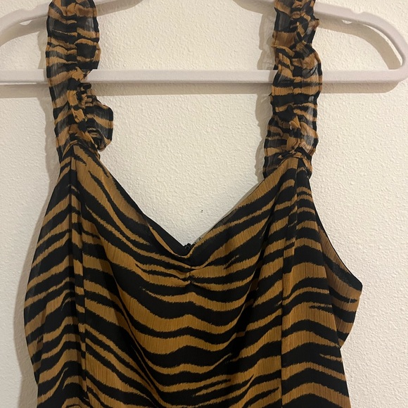 All in Favor Tiger Print Dress - Picture 3 of 5